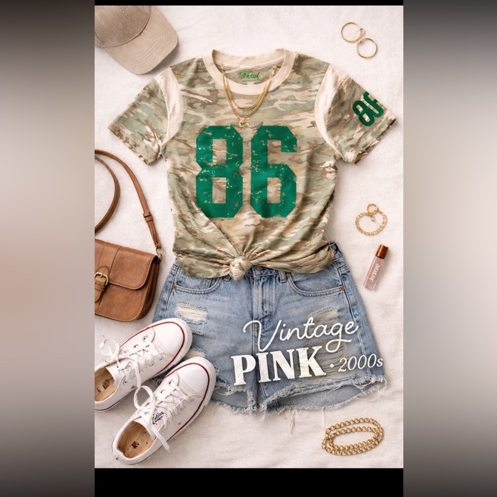 Victoria Secret Pink tshirt camo sz M
